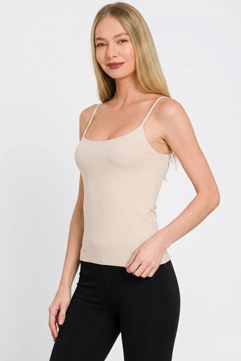 Double layered scoop neck spaghetti strap cami
