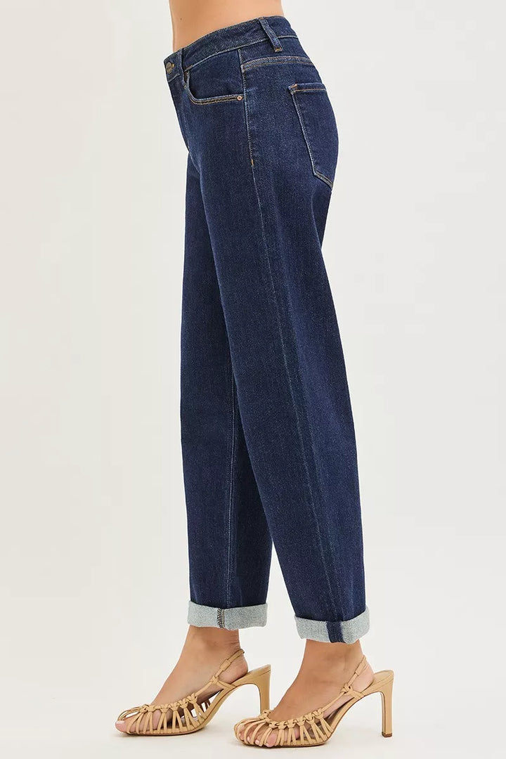 Slouchy cropped boyfriend jeans with cuffed hem