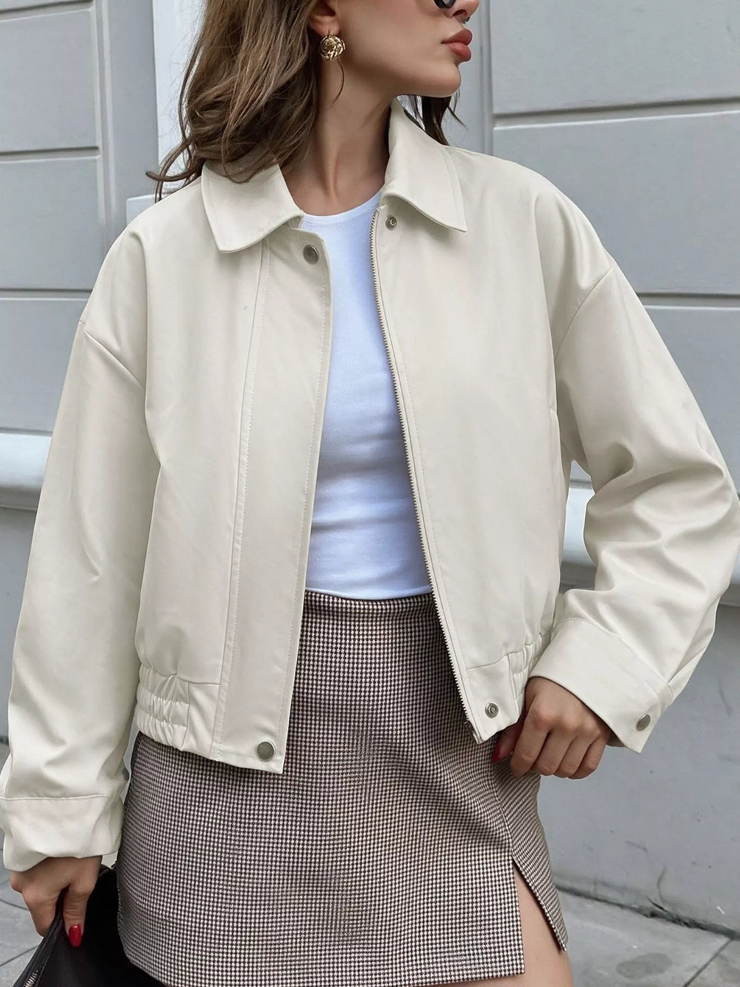 White Cropped faux leather bomber jacket with collar and zip front