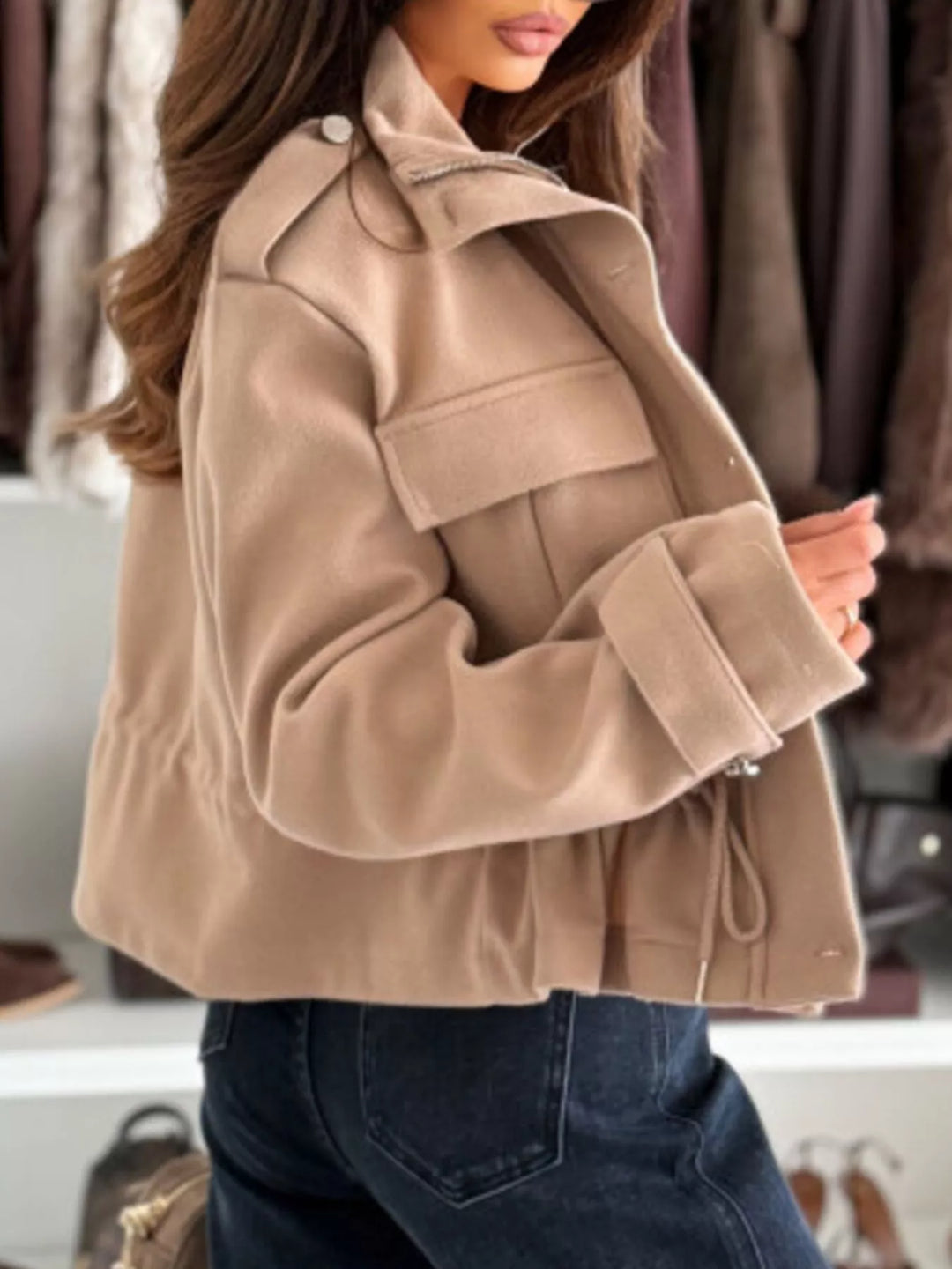 Drawstring waist button-up cropped jacket