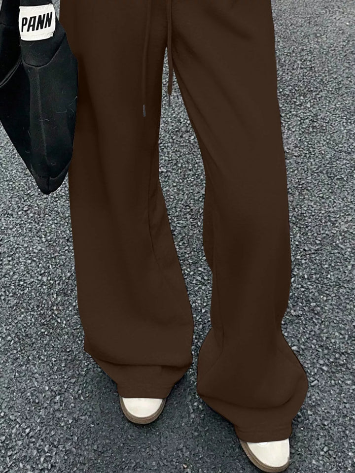 Relaxed wide-leg drawstring sweatpants
