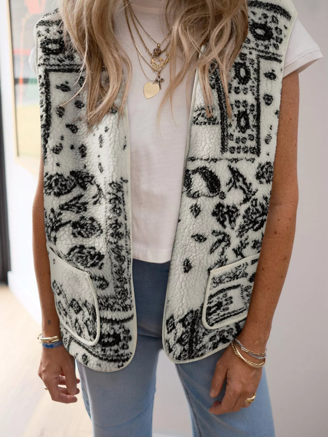 White Open-front sherpa vest with paisley print and patch pockets