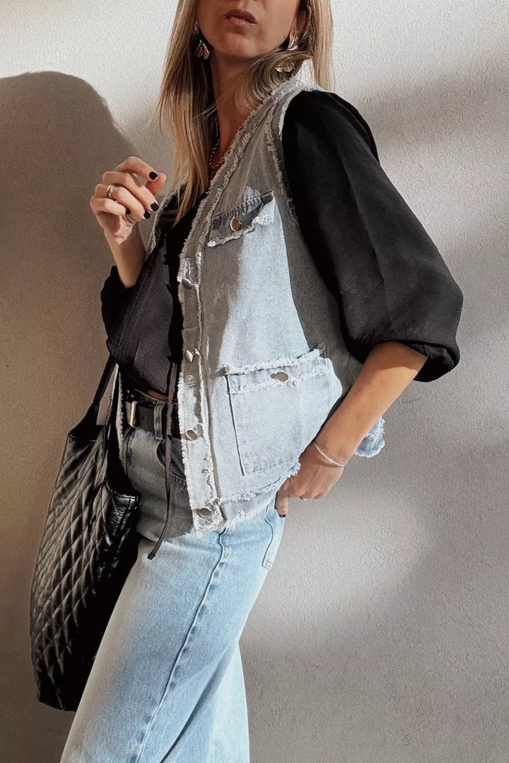 Frayed edge denim vest with snap flap pockets
