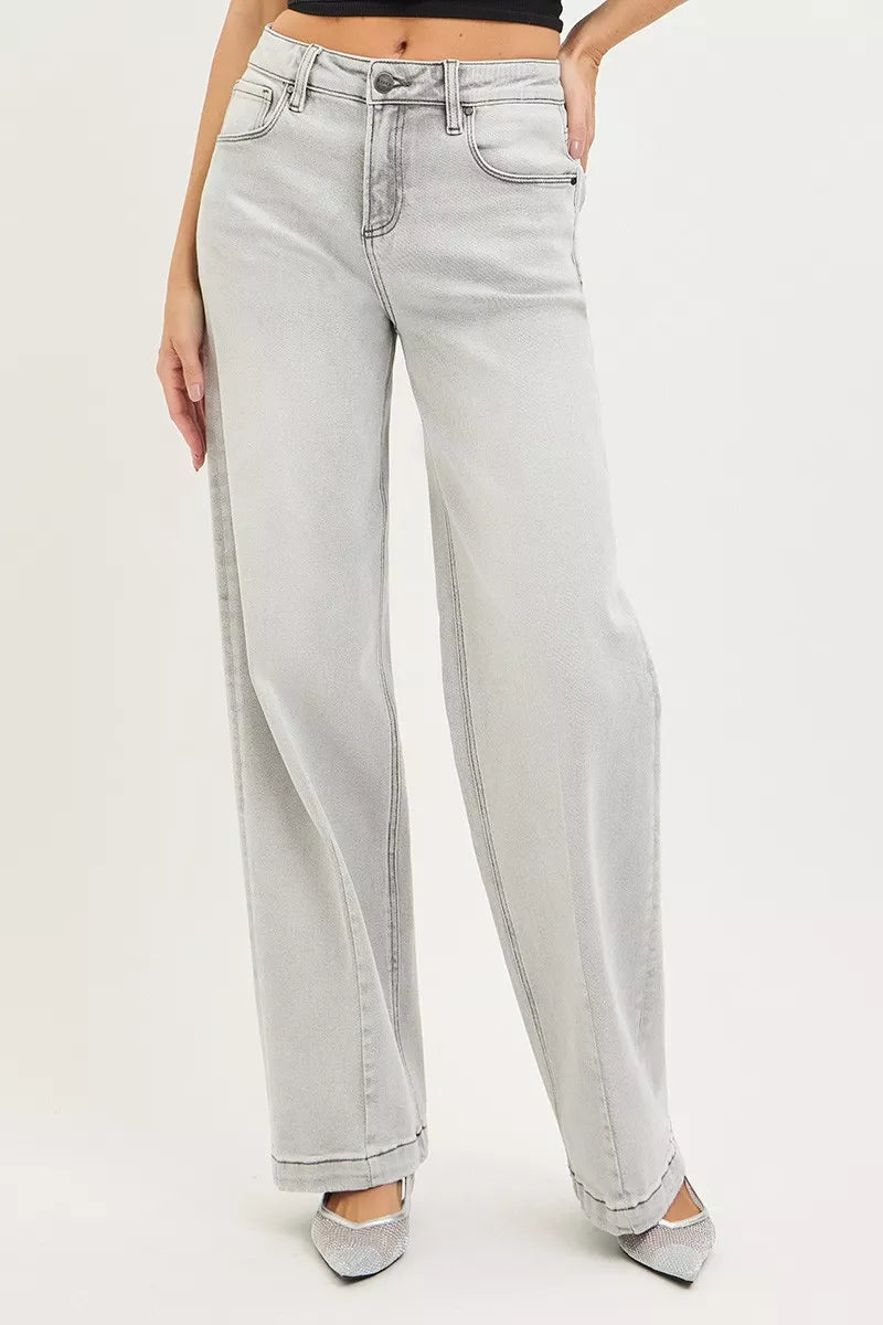 High-rise slouchy baggy jeans with contrast stitching