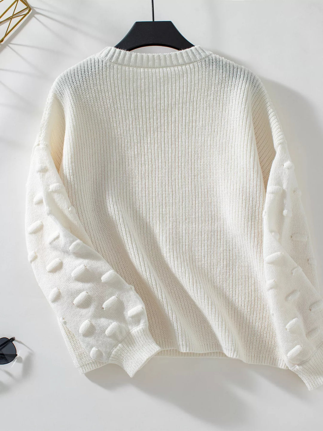 Ribbed knit round neck sweater with chest pocket