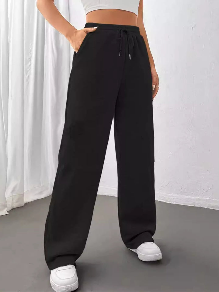 Wide-leg drawstring sweatpants with side pockets