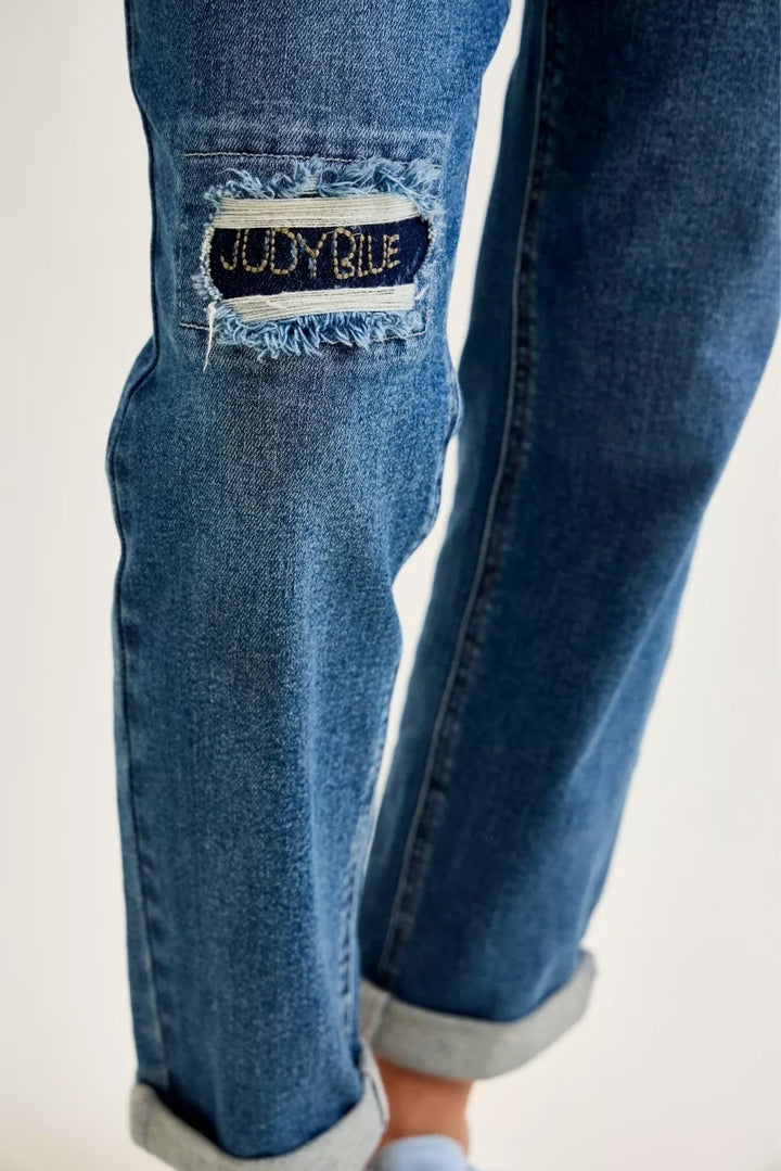 Mid-rise boyfriend jeans with embroidered repair patch