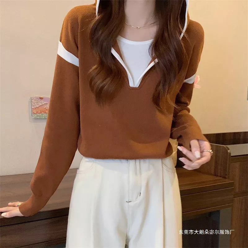 Contrast trim hooded pullover sweater with striped sleeves
