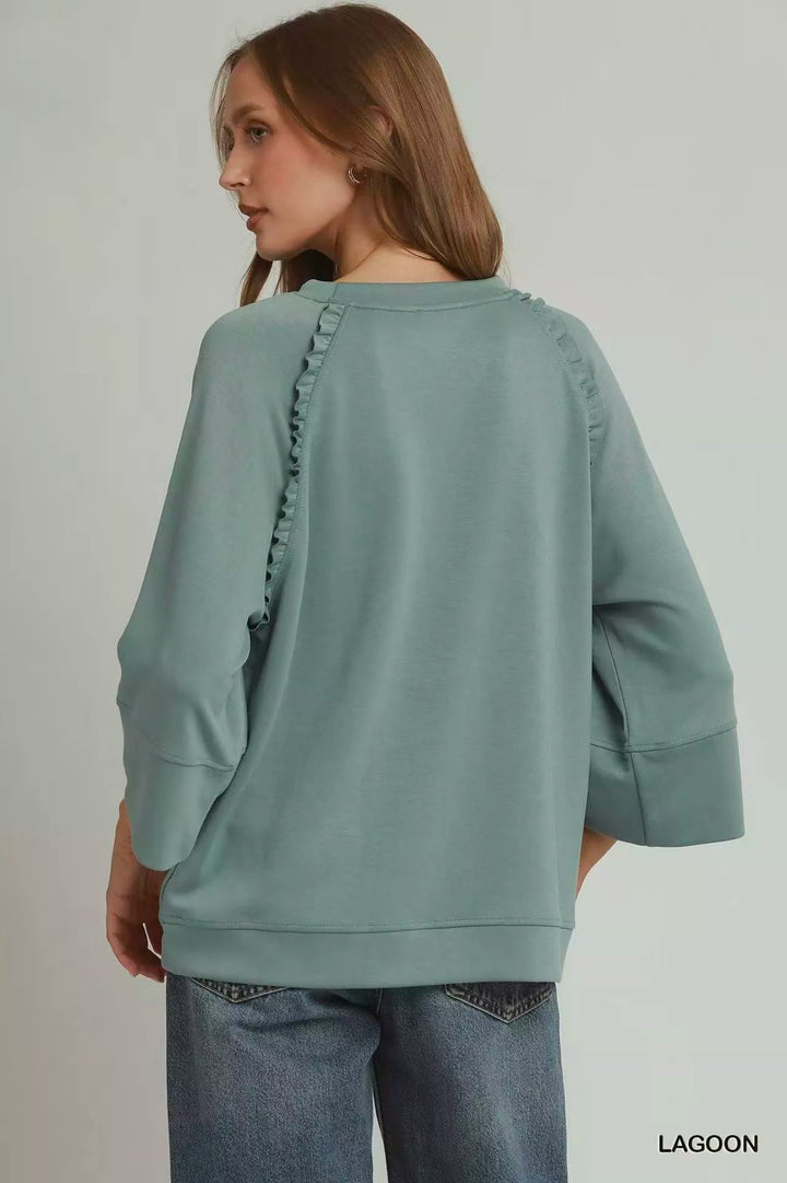 Ruffle trim raglan 3/4 sleeve relaxed top