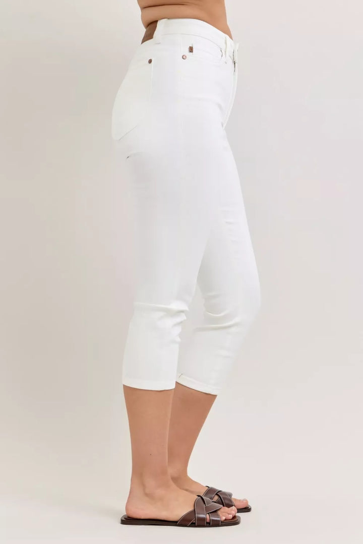 High-rise slim capri jeans with spade back pockets