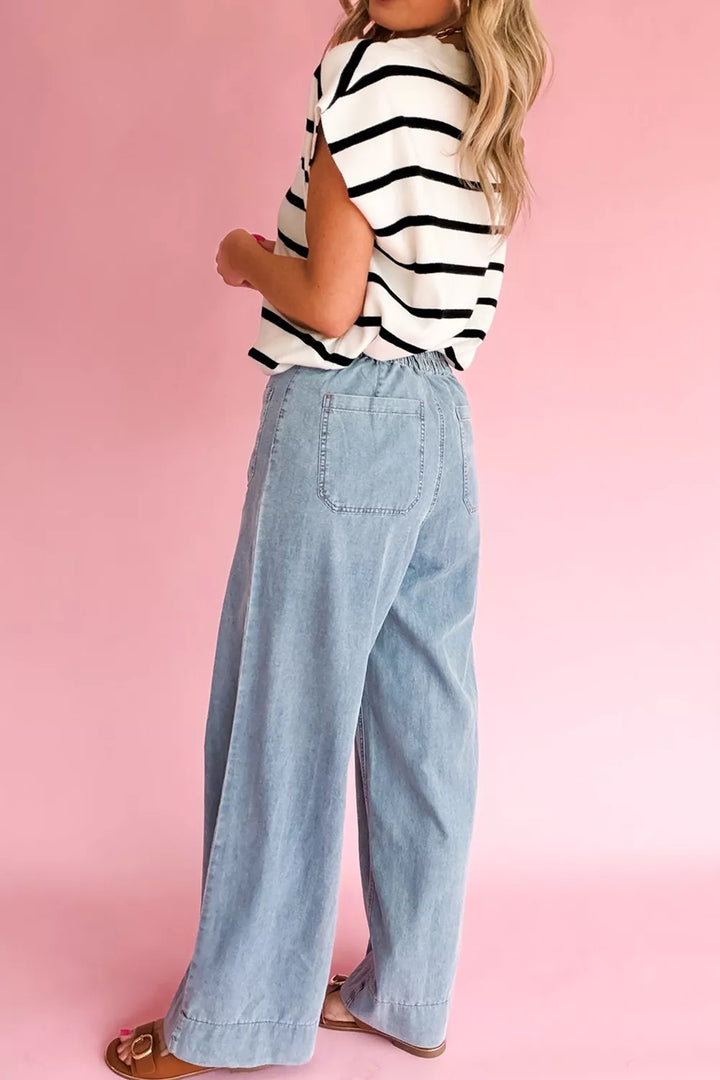 High-rise wide leg jeans with patch pockets - Light Blue