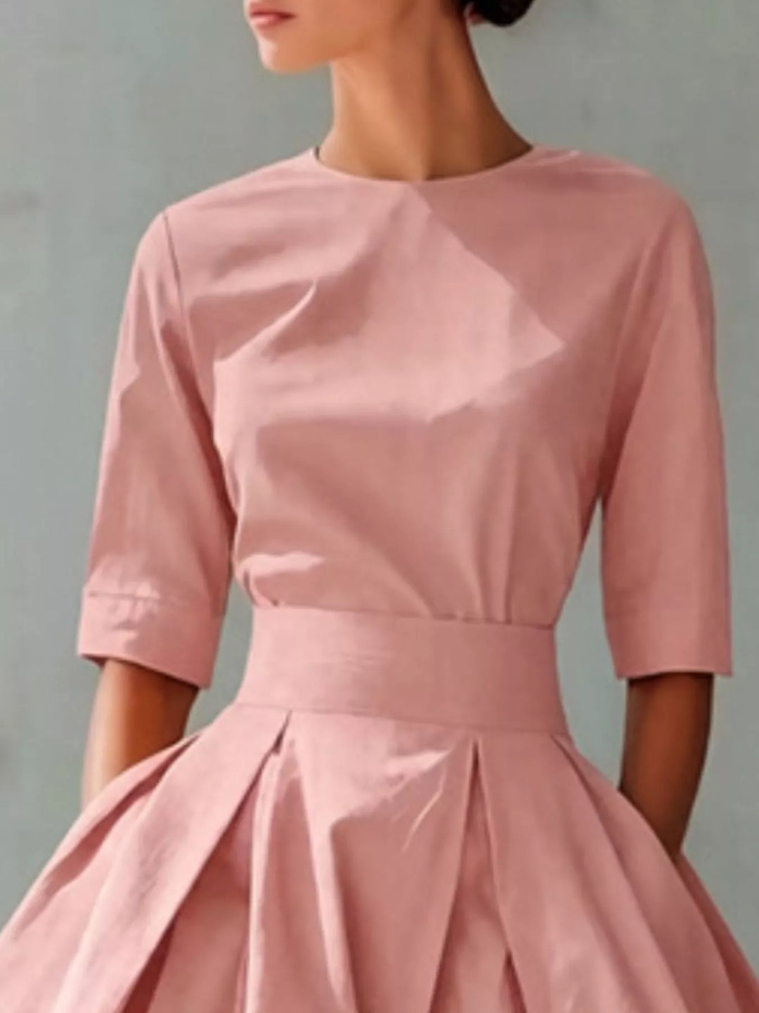 A-line pleated midi dress with side pockets