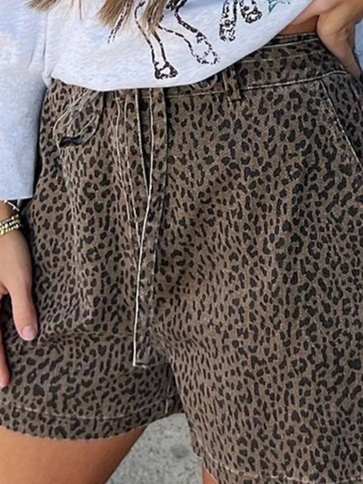 Leopard print high-rise drawstring shorts with pockets