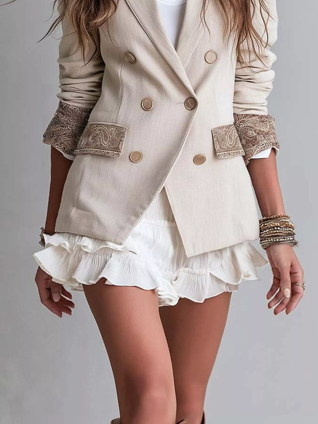 Double-breasted blazer with paisley embroidered cuffs and pockets