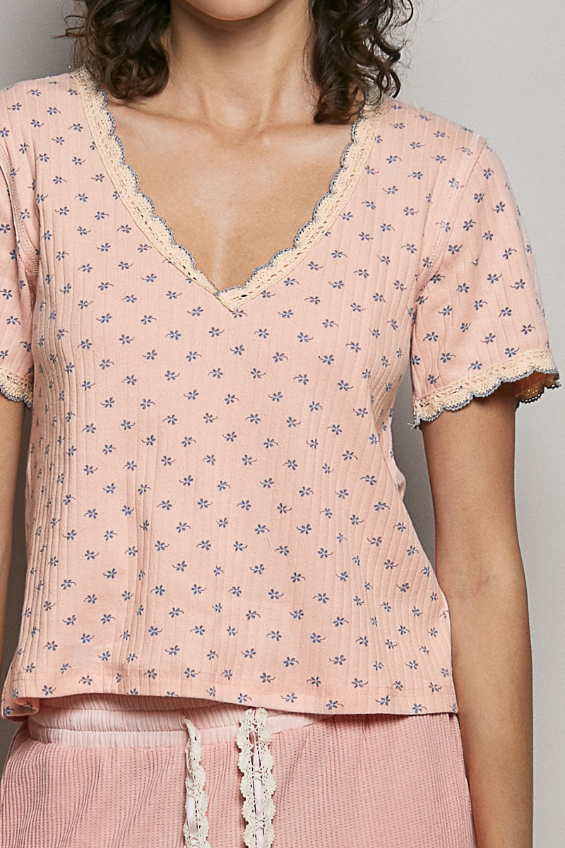 Vintage-wash floral ribbed V-neck crop top with lace trim