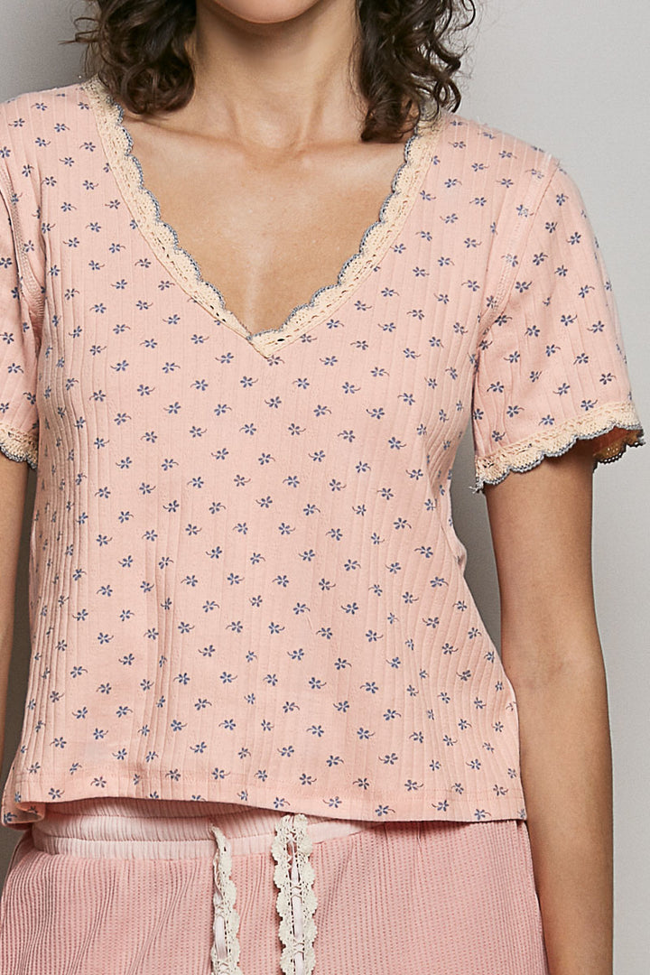 Vintage-wash floral ribbed V-neck crop top with lace trim