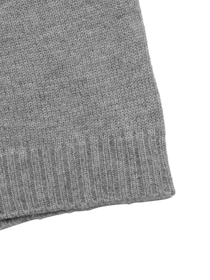 Contrast collar dropped shoulder V-neck sweater