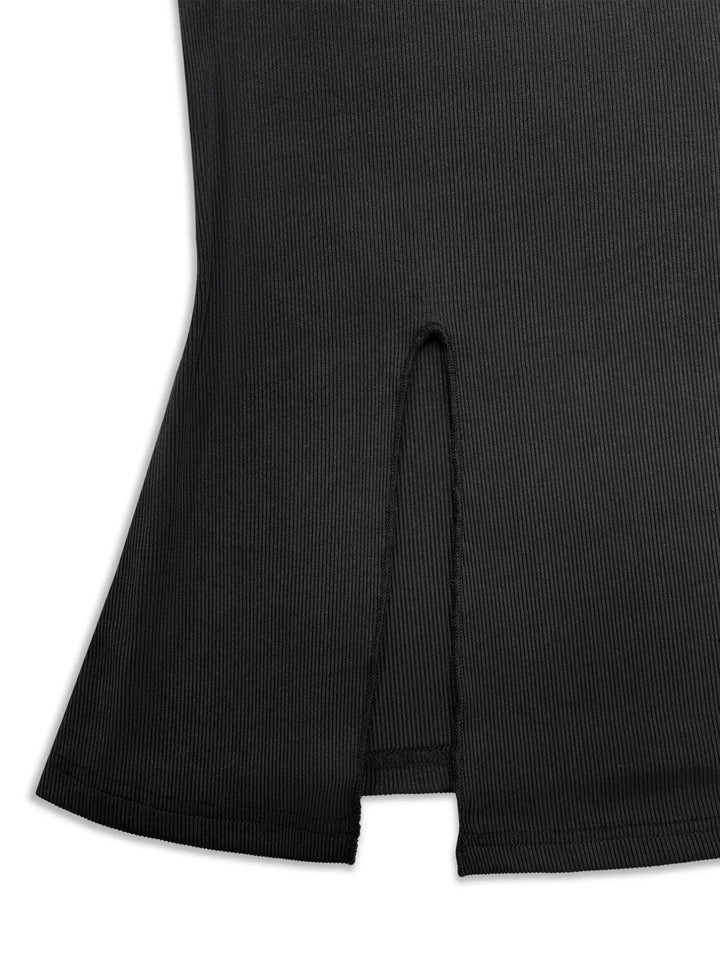 Plus size ribbed round-neck cami with side slit
