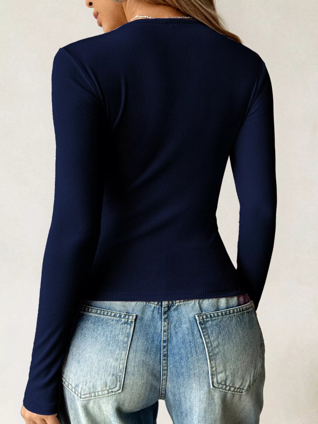 Ribbed knit long sleeve fitted top with scoop neck
