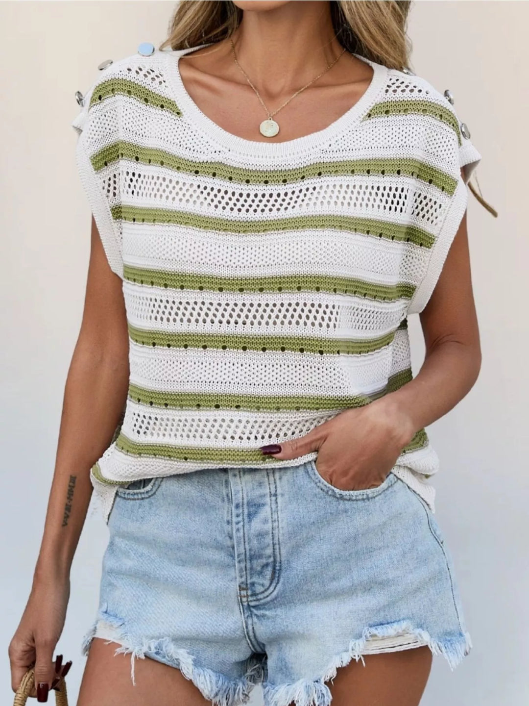 Green Openwork knit cap sleeve top with shoulder buttons