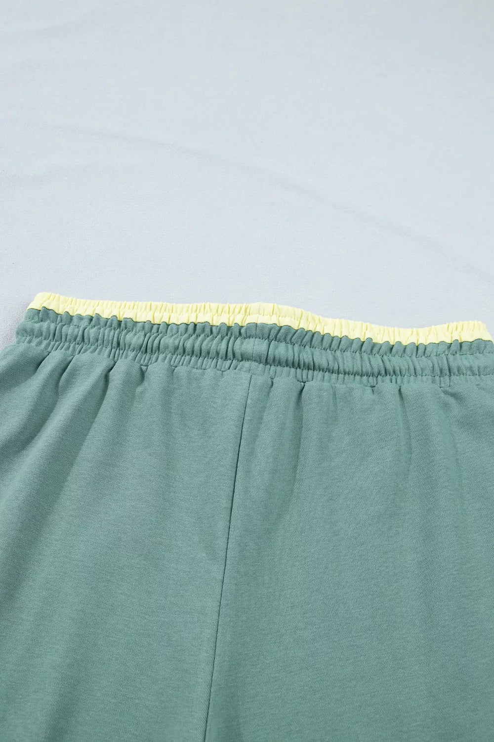 Floral appliqué wide-leg drawstring pants