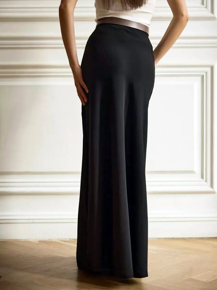 Fitted high-waist satin maxi skirt with flared hem
