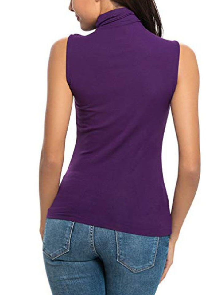 Sleeveless turtleneck slim-fit knit top