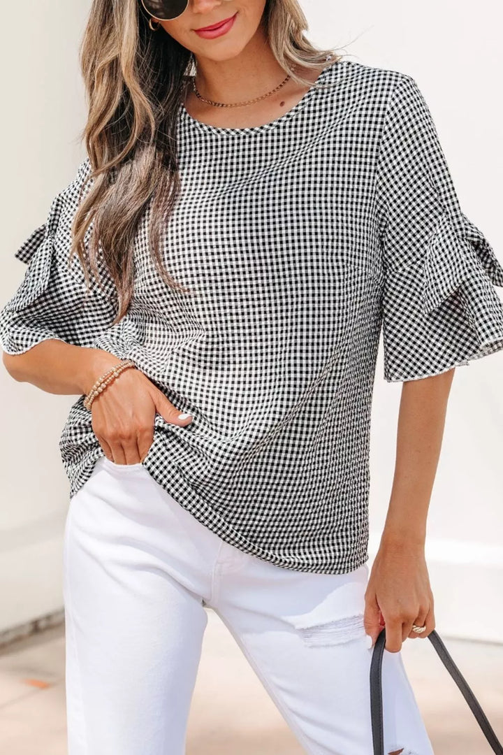 Gingham ruffle half-sleeve crew neck blouse