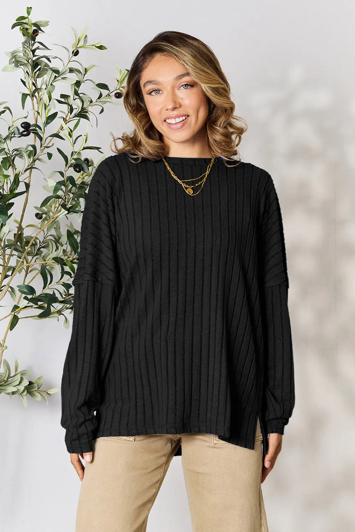 Black Ribbed knit round neck tunic top with side slits