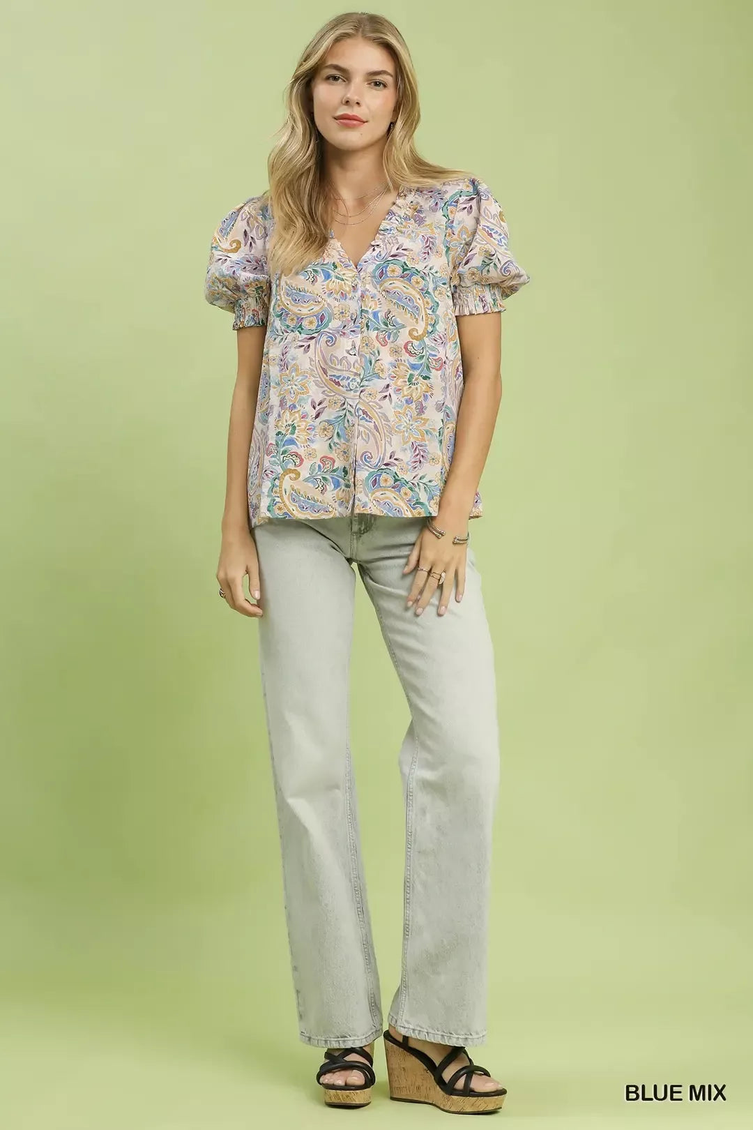 Ruffled V-neck paisley floral puff sleeve top