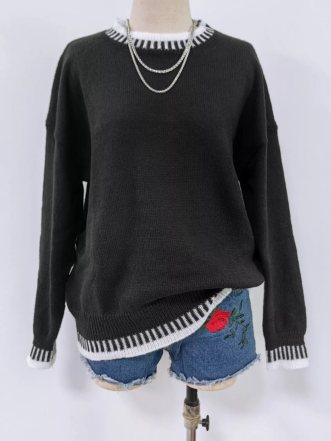 Contrast whipstitch trim drop shoulder crew neck sweater