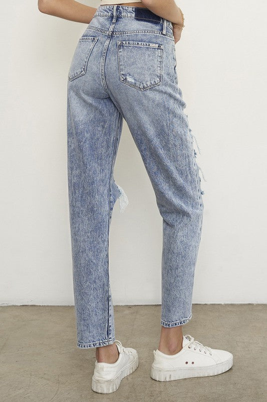 Distressed High-Rise Relaxed Boyfriend Jeans in LIGHT - high waist, lace - view 9