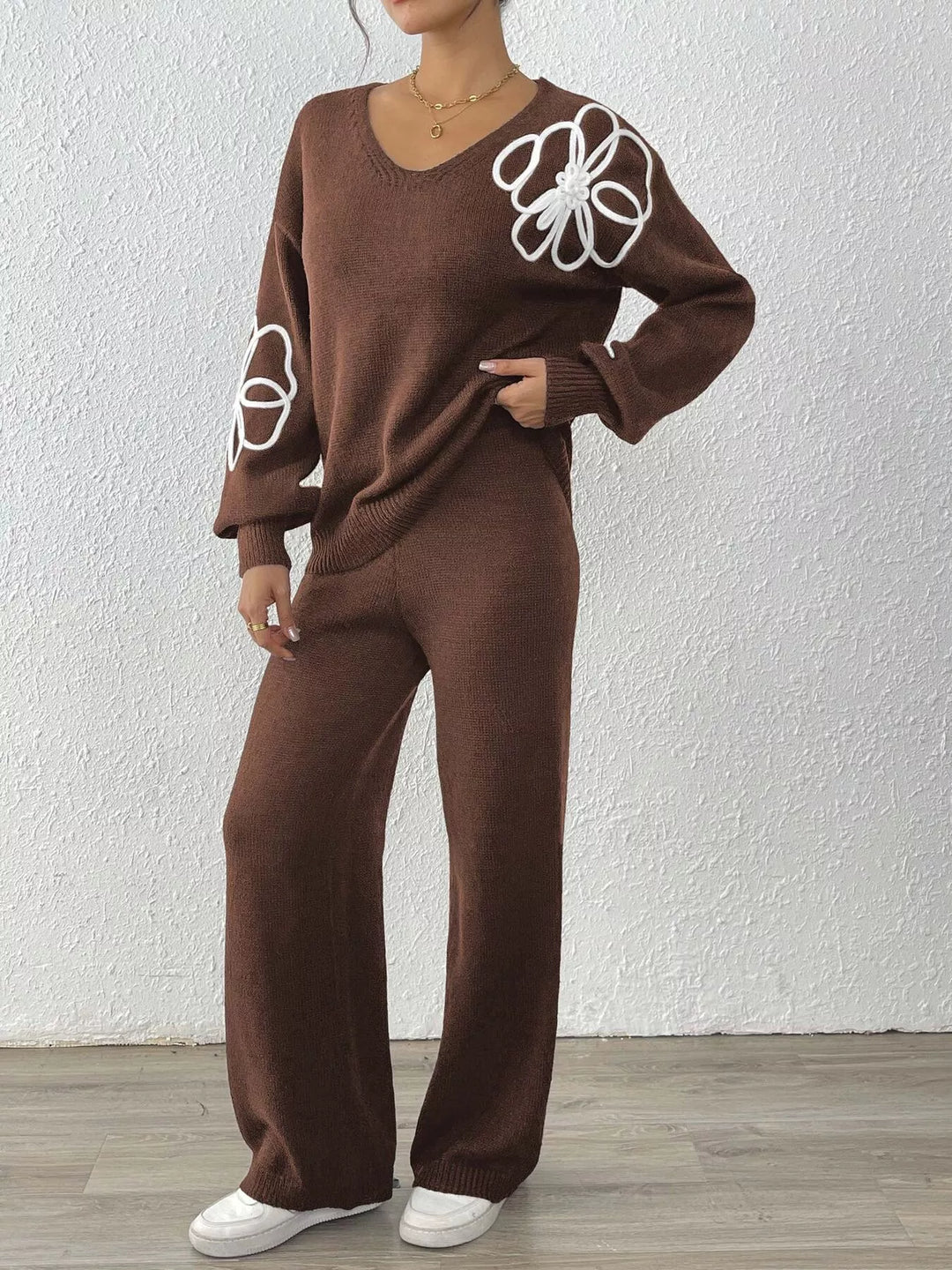 Floral embroidered V-neck sweater set with wide-leg pants