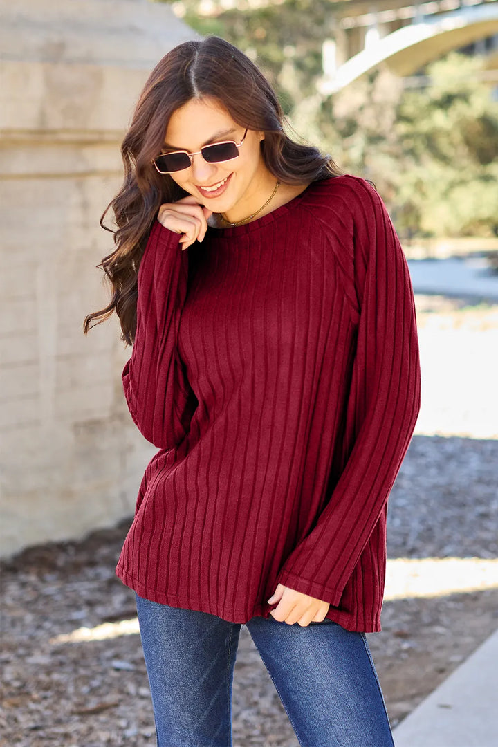 Scarlet Relaxed ribbed knit round neck long sleeve top