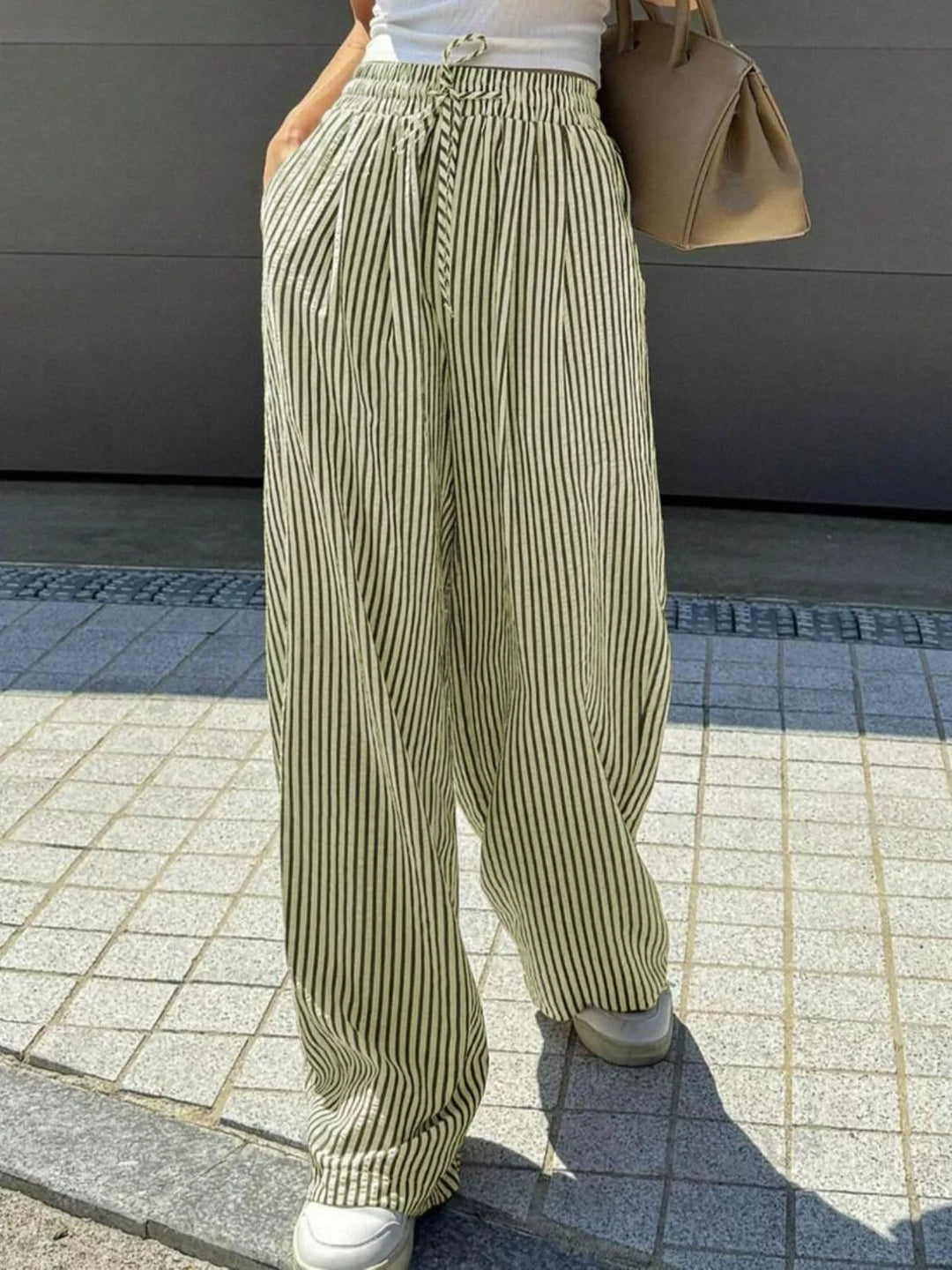 Striped wide-leg drawstring pants with side pockets