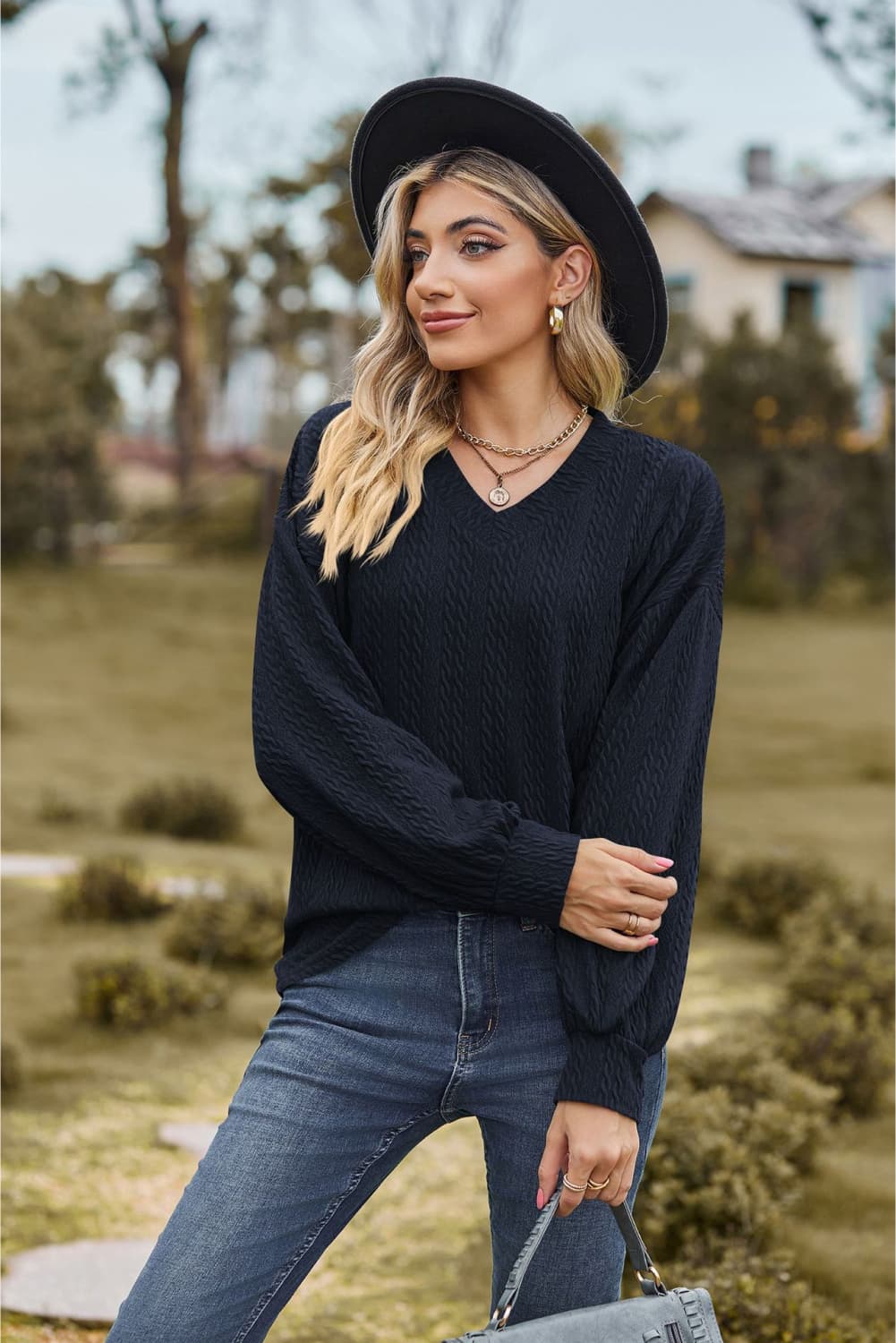 Textured knit V-neck top with dropped shoulders