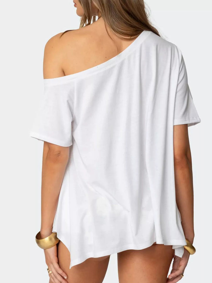 Off-shoulder asymmetric hem short sleeve top