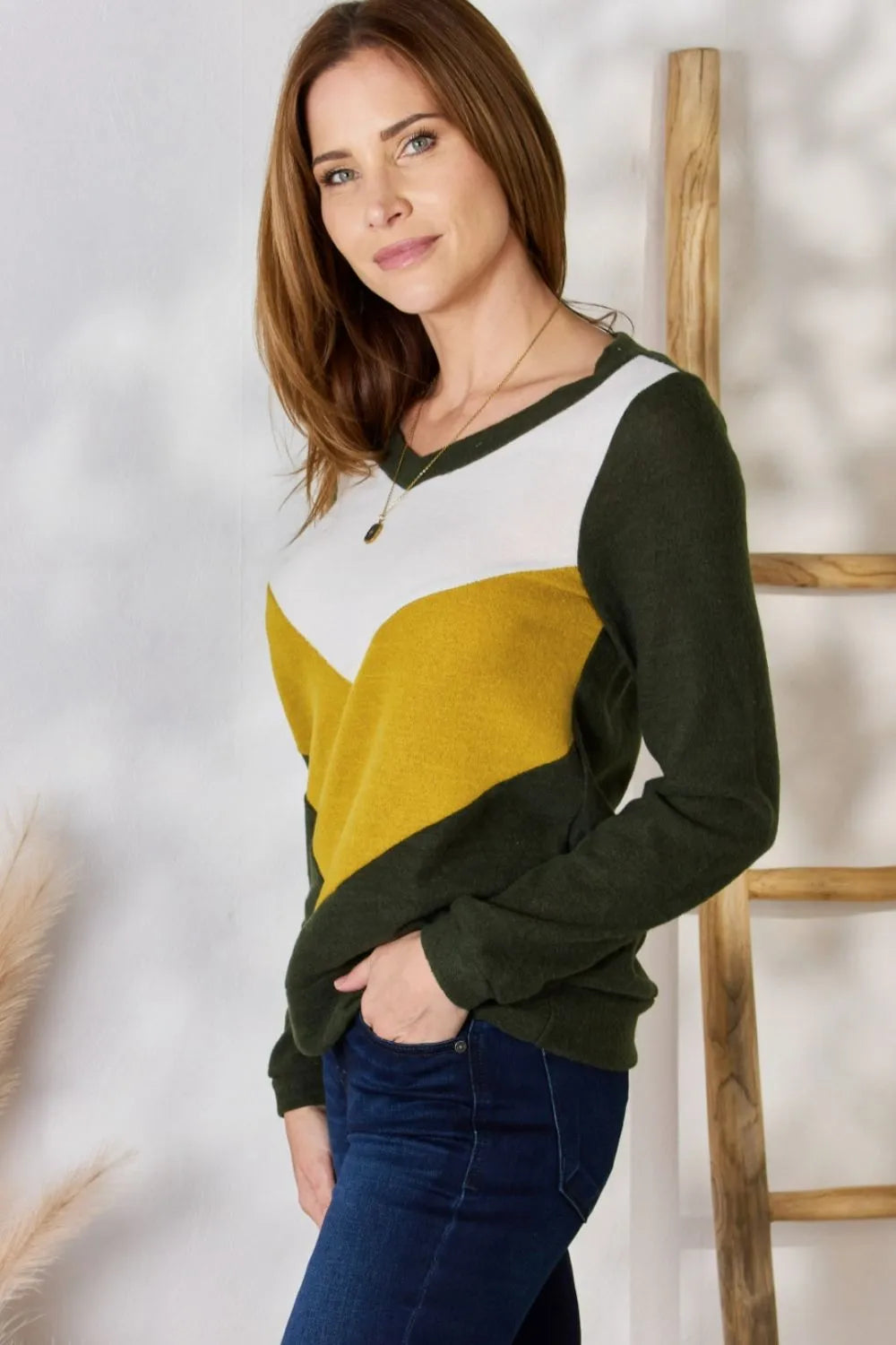 Color block chevron knit V-neck top with long sleeves