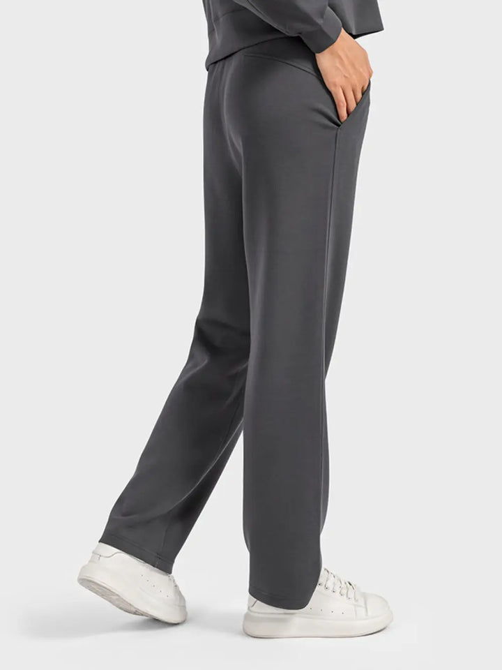 Drawstring straight leg sweatpants with pockets