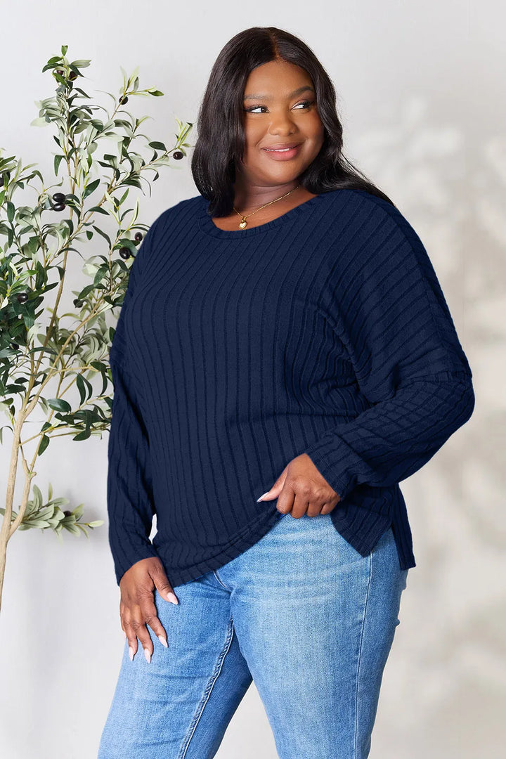 Ribbed knit round neck tunic top with side slits