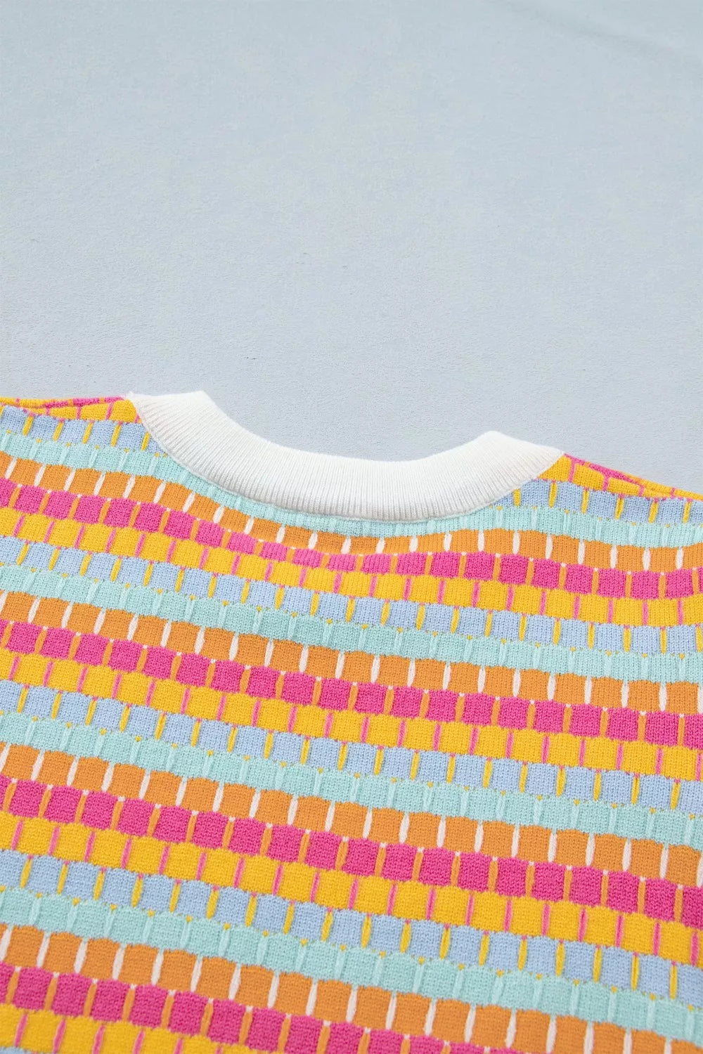 Abstract stripe ribbed knit short sleeve sweater