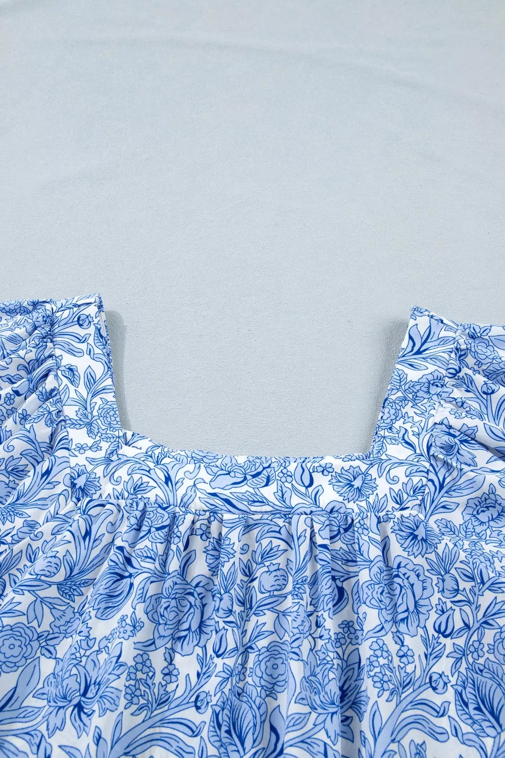 Square neck floral print puff sleeve blouse