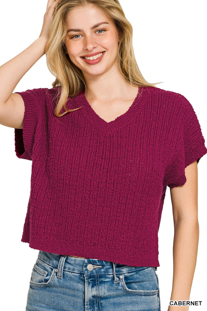 CABERNET Textured knit cropped V-neck sweater with short sleeves
