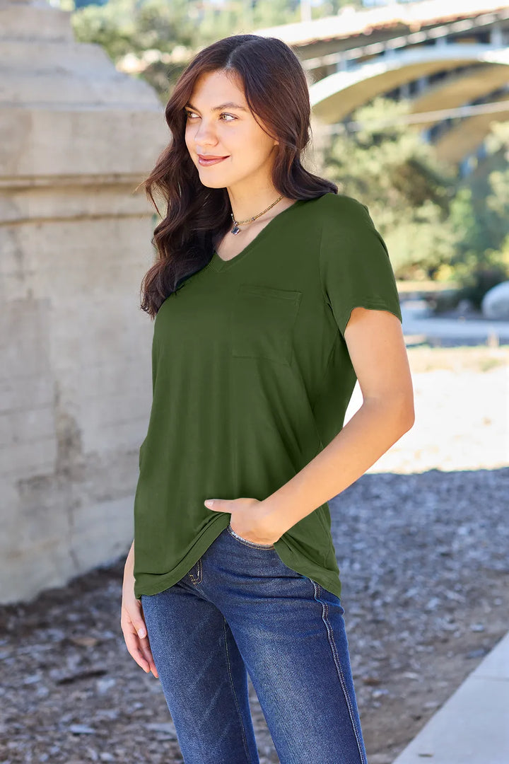 V-neck short sleeve pocket tee with relaxed drape