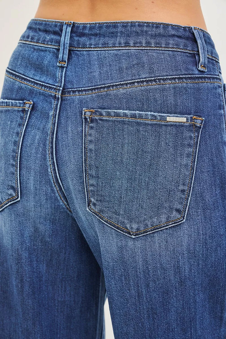 Slouchy mid-rise wide-leg baggy jeans with pockets