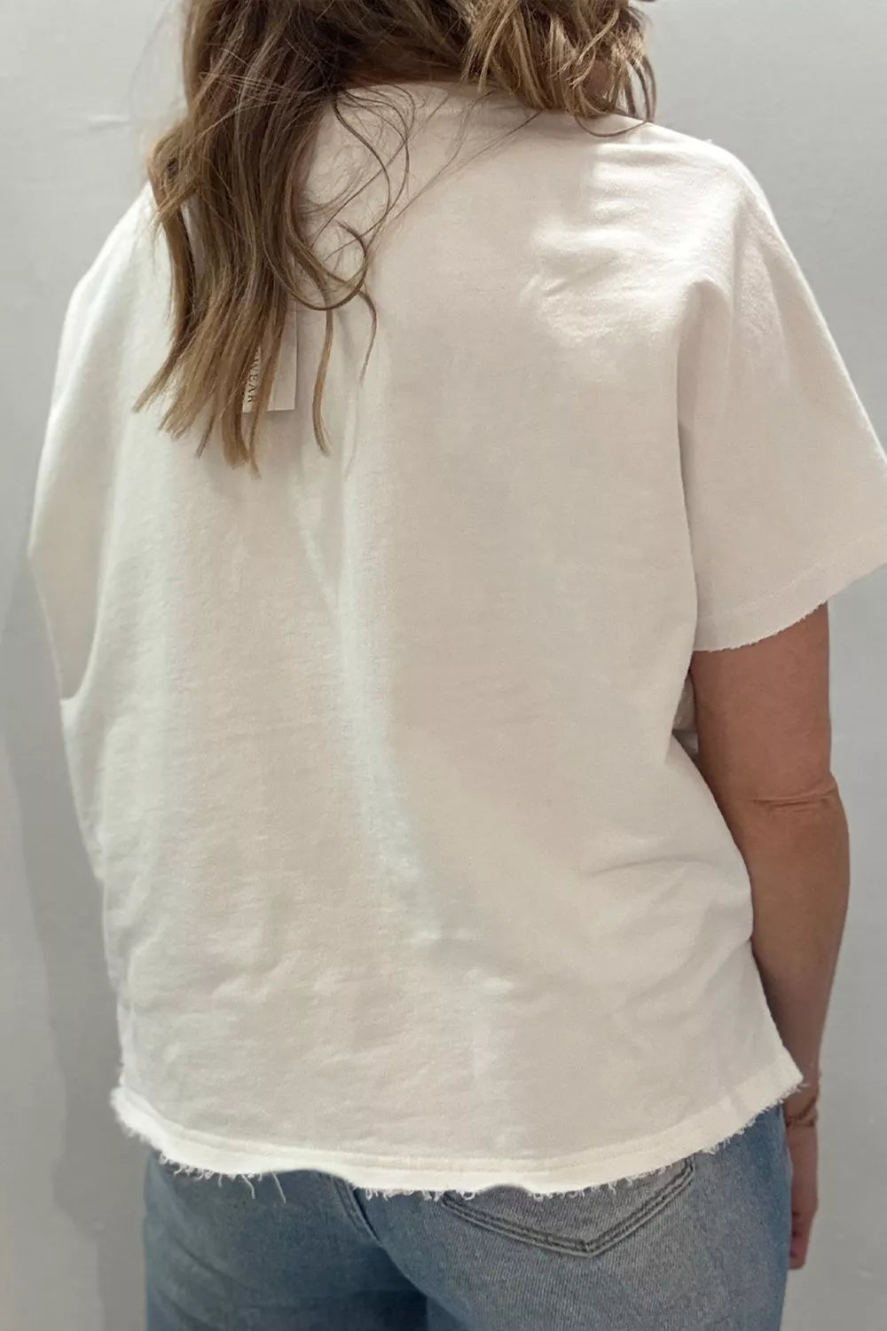 Patriotic star-patch mineral-washed notched-neck tee