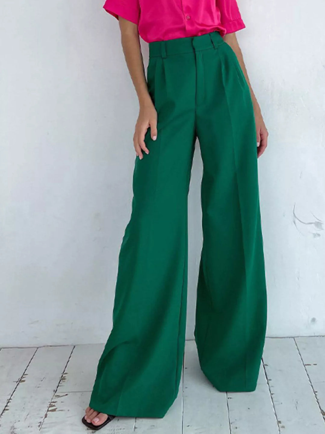 Green Pleated wide-leg dress pants with high-rise waist