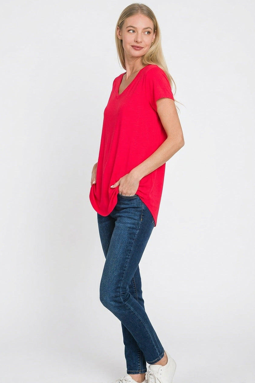 Short sleeve V-neck rayon top with curved round hem