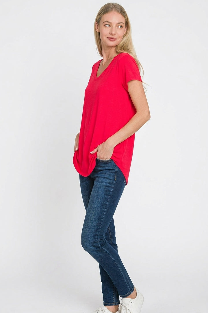 Short sleeve V-neck rayon top with curved round hem