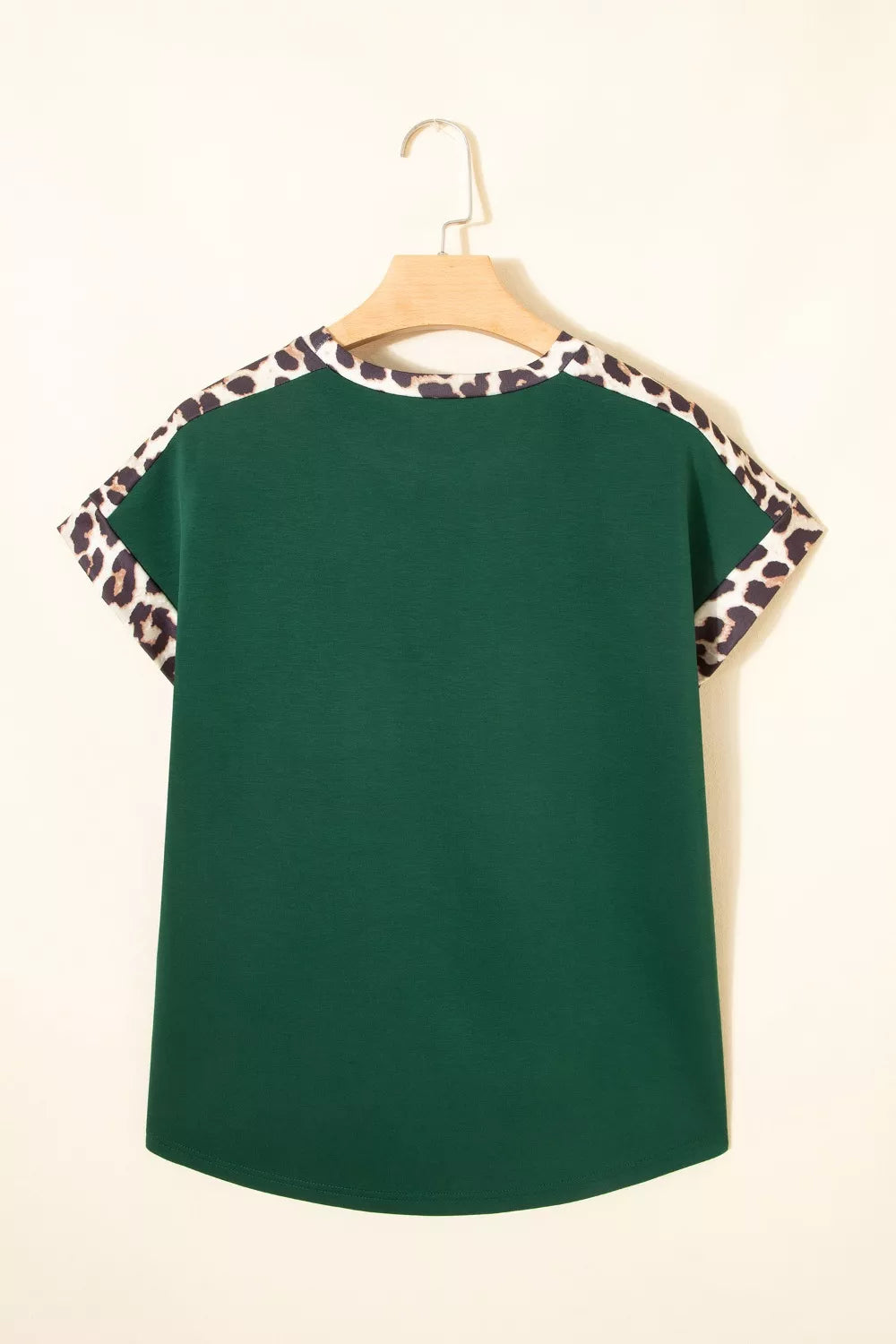Leopard contrast trim short sleeve relaxed top